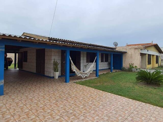 #27 - Casa de Praia para Venda em Balneário Pinhal - RS
