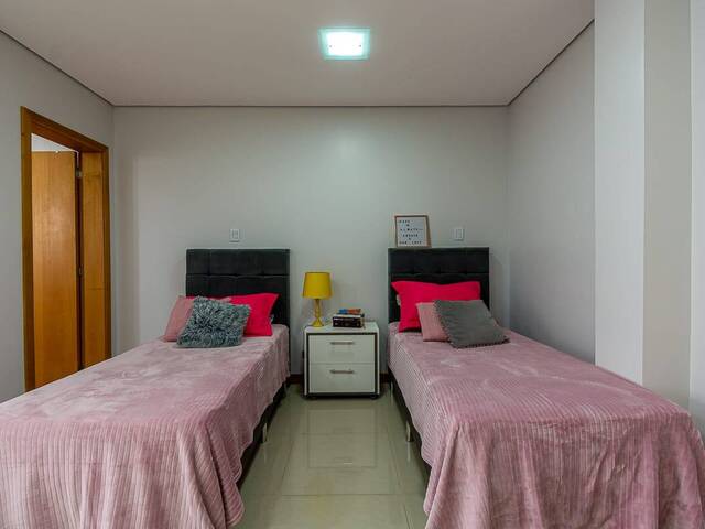 Casa para Venda em Gravataí - 3
