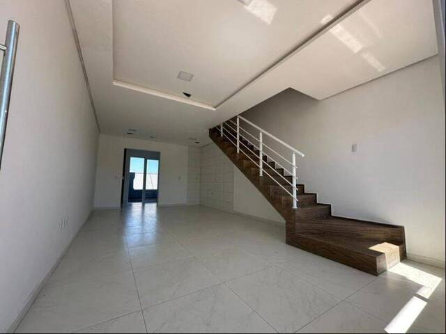 Casa para Venda em Gravataí - 3