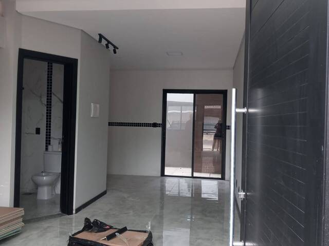 #98 - Casa para Venda em Cachoeirinha - RS