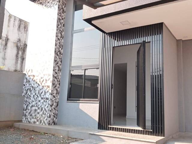 Casa para Venda em Gravataí - 3