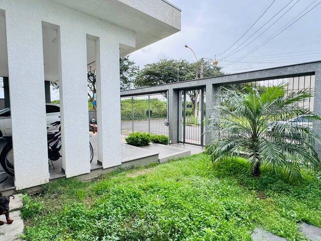 #210 - Casa para Venda em Gravataí - RS