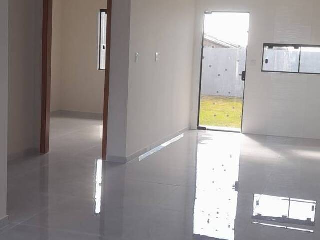 Casa para Venda em Cachoeirinha - 4