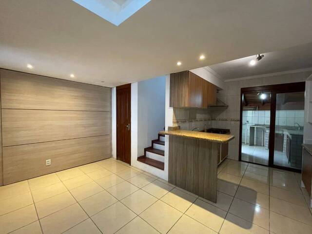 #253 - Casa para Venda em Canoas - RS