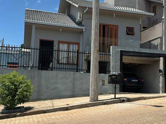 #310 - Casa para Venda em São Leopoldo - RS