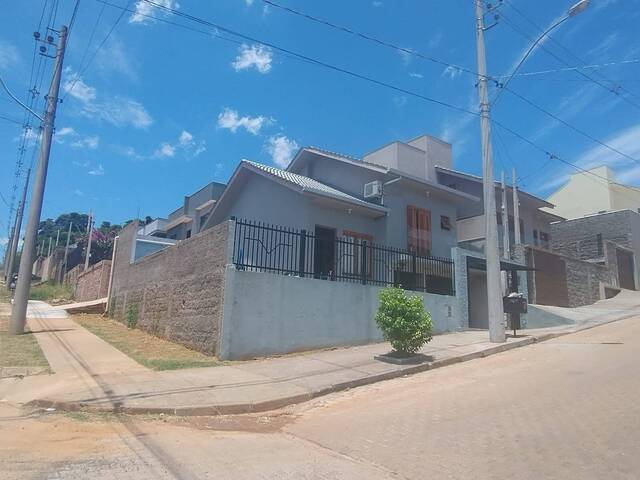 #310 - Casa para Venda em São Leopoldo - RS