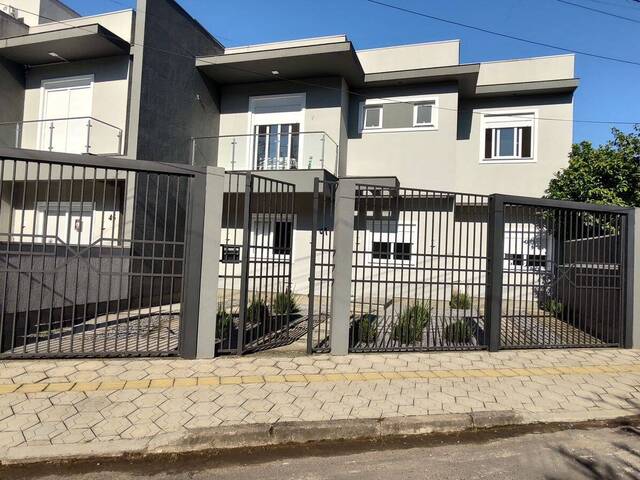 #312 - Sobrado para Venda em Cachoeirinha - RS