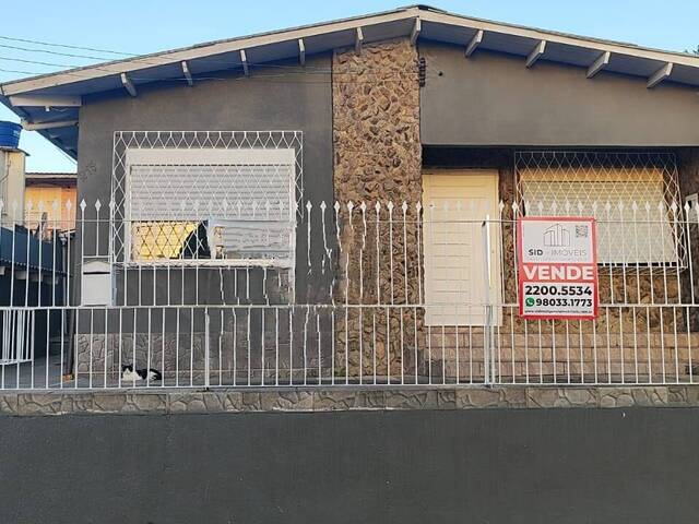 #327 - Casa para Venda em Cachoeirinha - RS