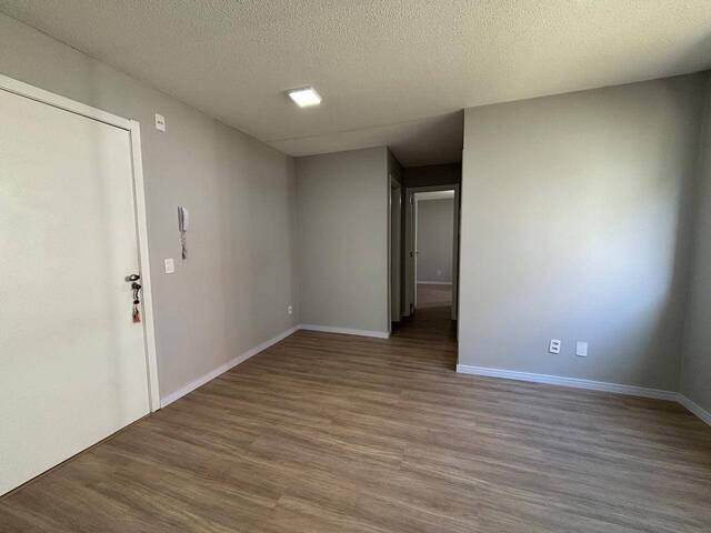 #401 - Apartamento para Venda em Viamão - RS