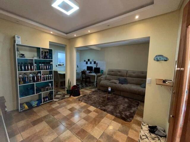 #413 - Casa para Venda em Cachoeirinha - RS