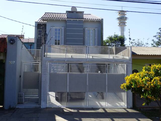 #437 - Casa para Venda em Porto Alegre - RS