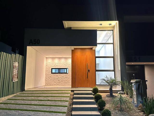 #460 - Casa para Venda em Gravataí - RS