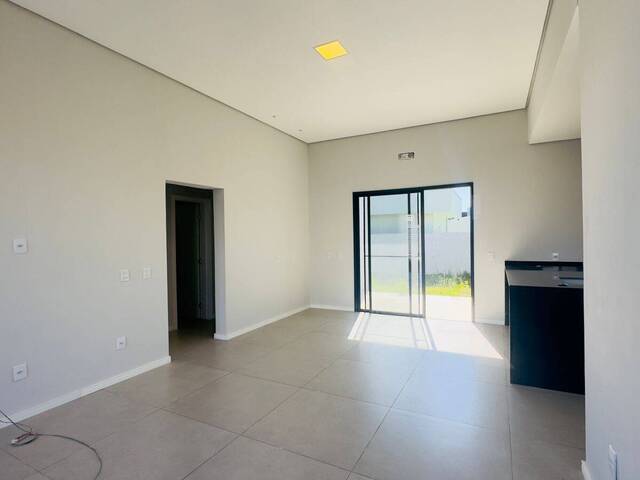 #466 - Casa para Venda em Gravataí - RS