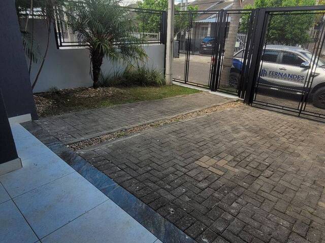 #467 - Casa para Venda em Cachoeirinha - RS