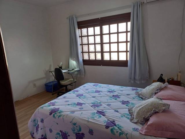 Casa para Venda em Cachoeirinha - 4