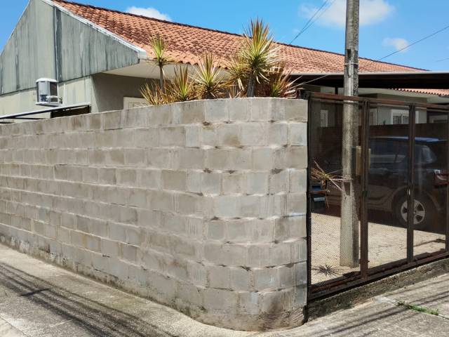 #481 - Casa para Venda em Cachoeirinha - RS