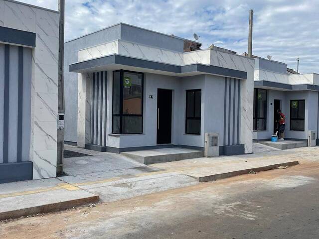 #492 - Casa para Venda em Cachoeirinha - RS